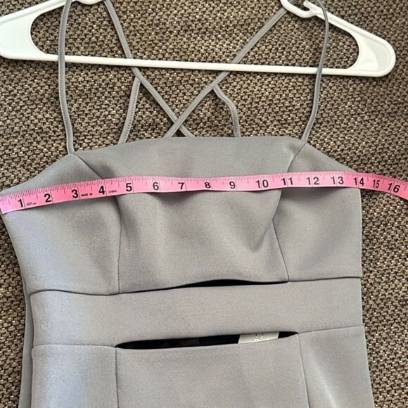 BCBGeneration Cutout Strappy Bodycon Dress Womens Size 4 Mini Shimmer Grey NWT - Picture 13 of 16